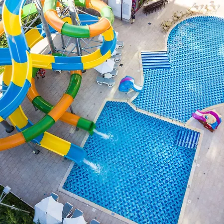 Western Premium Hotel 4*