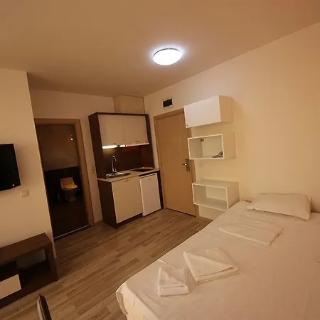 Western Premium Hotel 4*