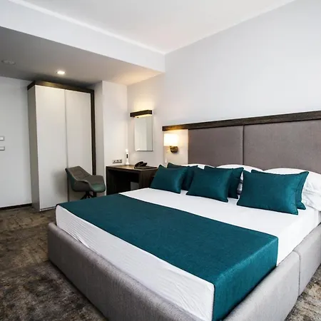 Hotel Western Premium 4*
