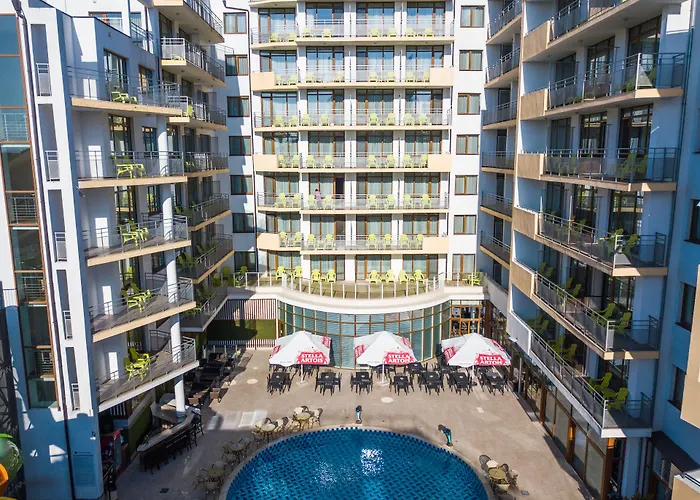 Western Premium Отель 4*