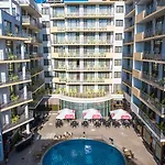 Premium Hotel 4*