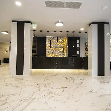 Western Premium 阳光海滩