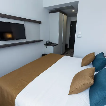 Premium Hotel