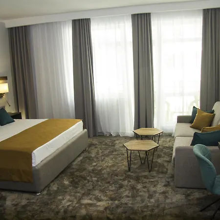 Hotel Premium 4*