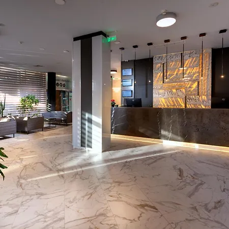 Premium Hotel 4*