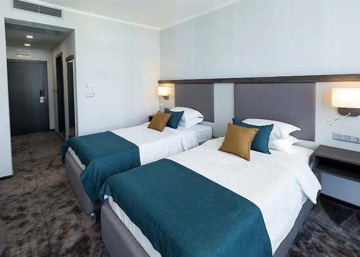 Western Premium Szálloda